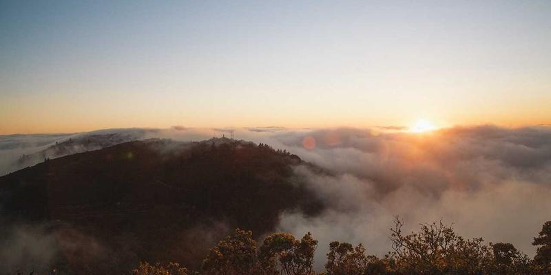 高春岭74：在橙色主题中探索生活美学的个人博客实践